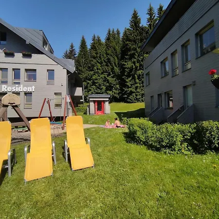 Apartman 2kk S Vyhledem Do Prirody, S Oddelenou Loznici Pro 3, Obyvaci Pokoj S Kuchynskym Koutem, Parkovaci Stani Primo Pod Oknem, Vetsi Sklepni Koje Na Lyze A Kola