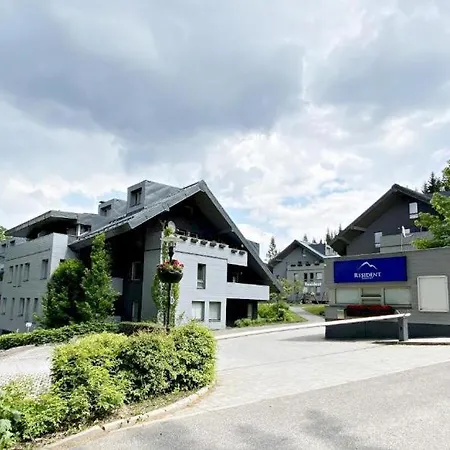 Apartman 2kk S Vyhledem Do Prirody, S Oddelenou Loznici Pro 3, Obyvaci Pokoj S Kuchynskym Koutem, Parkovaci Stani Primo Pod Oknem, Vetsi Sklepni Koje Na Lyze A Kola Harrachov